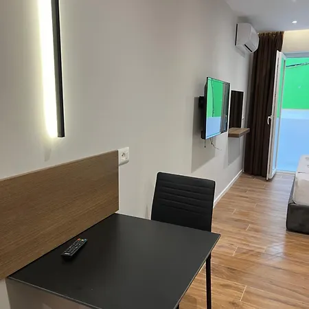 Tirana Central Stay Apartamento