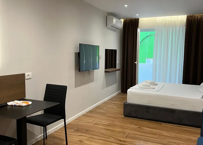 Tirana Central Stay Apartamento *