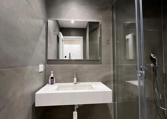 Tirana Central Stay Apartamento *